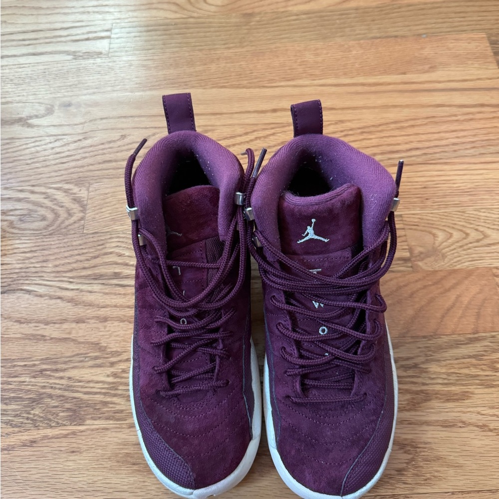 Jordan 12 Retro Bordeaux youth 5.5